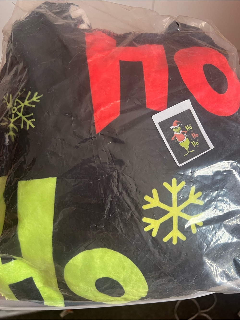 GRINCH BLANKET SANTA